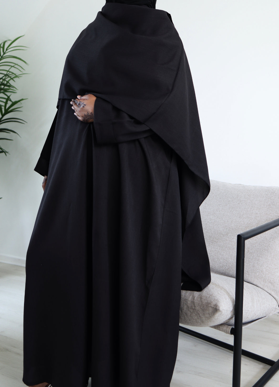 KAPE BLACK OPEN ABAYA